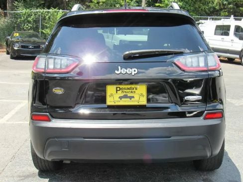 Used 2019 Jeep Cherokee Latitude w/ Popular Appearance Group FWD image 6