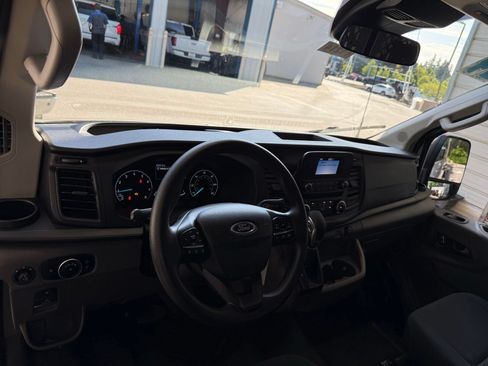 Used 2024 Ford Transit 250 Low Roof w/ Exterior Upgrade Package RWD image 14