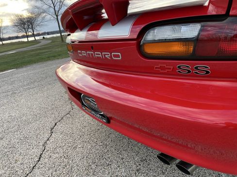 Used 2002 Chevrolet Camaro Z28 image 15