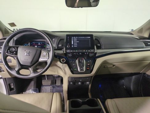 Certified 2024 Honda Odyssey Elite image 16