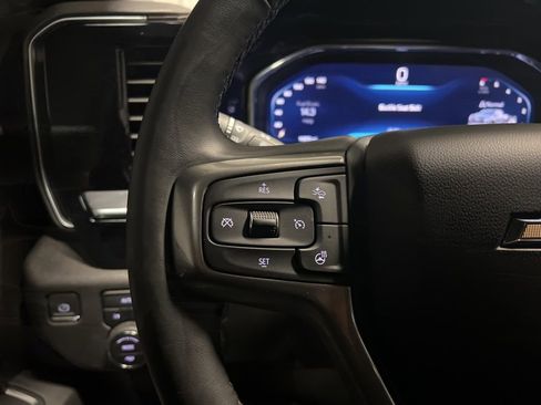 Certified 2024 Chevrolet Silverado 1500 LT AWD/4WD image 16