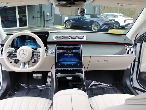 Used 2024 Mercedes-Benz S 63 AMG S image 22