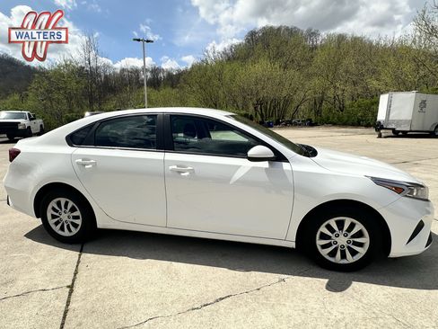 Used 2024 Kia Forte LX image 1