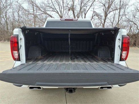 Used 2024 GMC Sierra 1500 Elevation image 22
