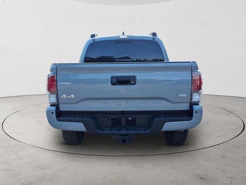 Used 2020 Toyota Tacoma Limited AWD/4WD image 6