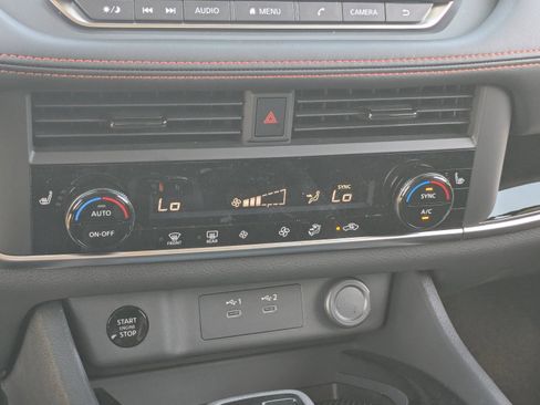 New 2026 Nissan Rogue SV AWD/4WD image 13