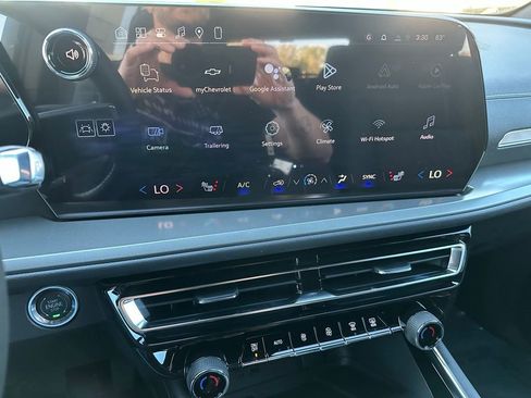 New 2026 Chevrolet Traverse LT image 24