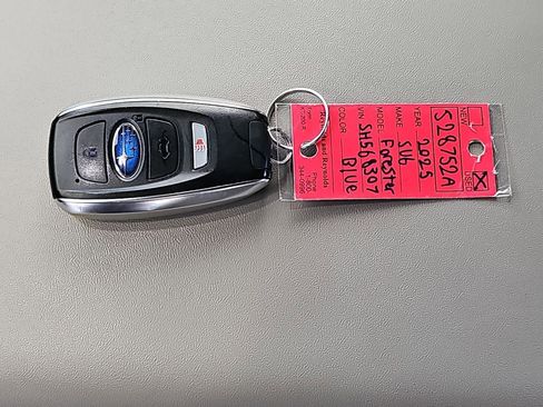 Certified 2025 Subaru Forester Premium AWD/4WD image 41