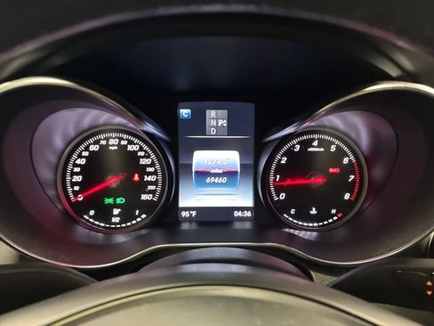 Used 2018 Mercedes-Benz C 300 4MATIC Sedan image 15