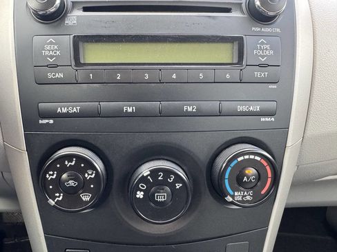 Used 2010 Toyota Corolla LE image 16