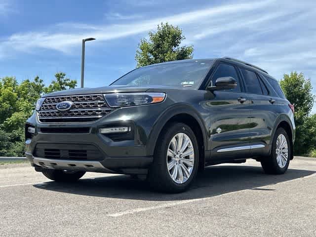Used 2023 Ford Explorer King Ranch w/ Technology Package AWD/4WD image 32