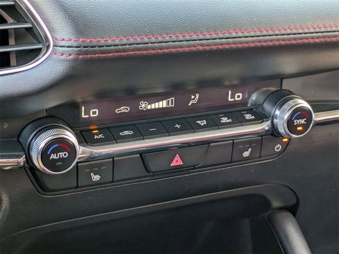 Used 2025 MAZDA MAZDA3 s image 17