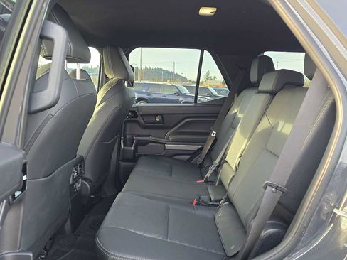 Certified 2025 Toyota 4Runner TRD Off-Road Premium image 19