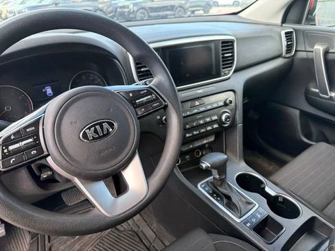 Used 2020 Kia Sportage LX w/ LX Popular Package AWD/4WD image 17