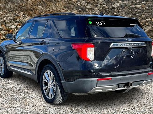 Used 2020 Ford Explorer XLT w/ Equipment Group 202A image 10