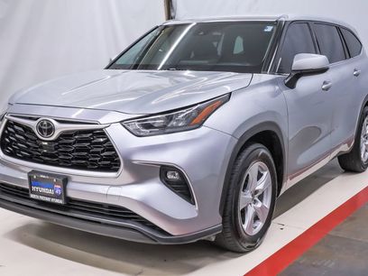 Used 2020 Toyota Highlander LE