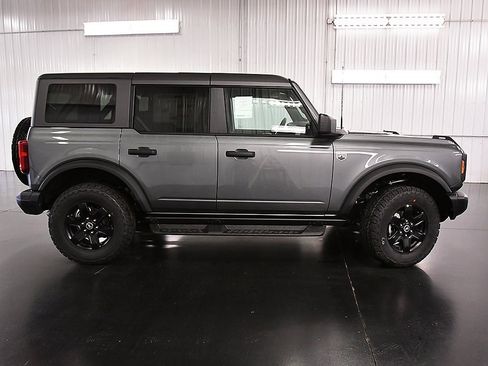 New 2025 Ford Bronco Big Bend w/ Black Diamond Package image 8