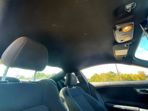 Used 2016 Ford Mustang Coupe image 13