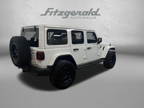 Used 2021 Jeep Wrangler Unlimited Sahara w/ LED Lighting Group AWD/4WD image 5