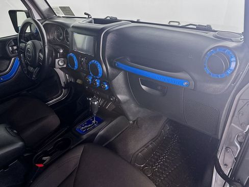 Used 2017 Jeep Wrangler Unlimited Sport w/ Quick Order Package 24S image 29