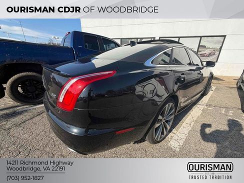 Used 2019 Jaguar XJ R-Sport image 6