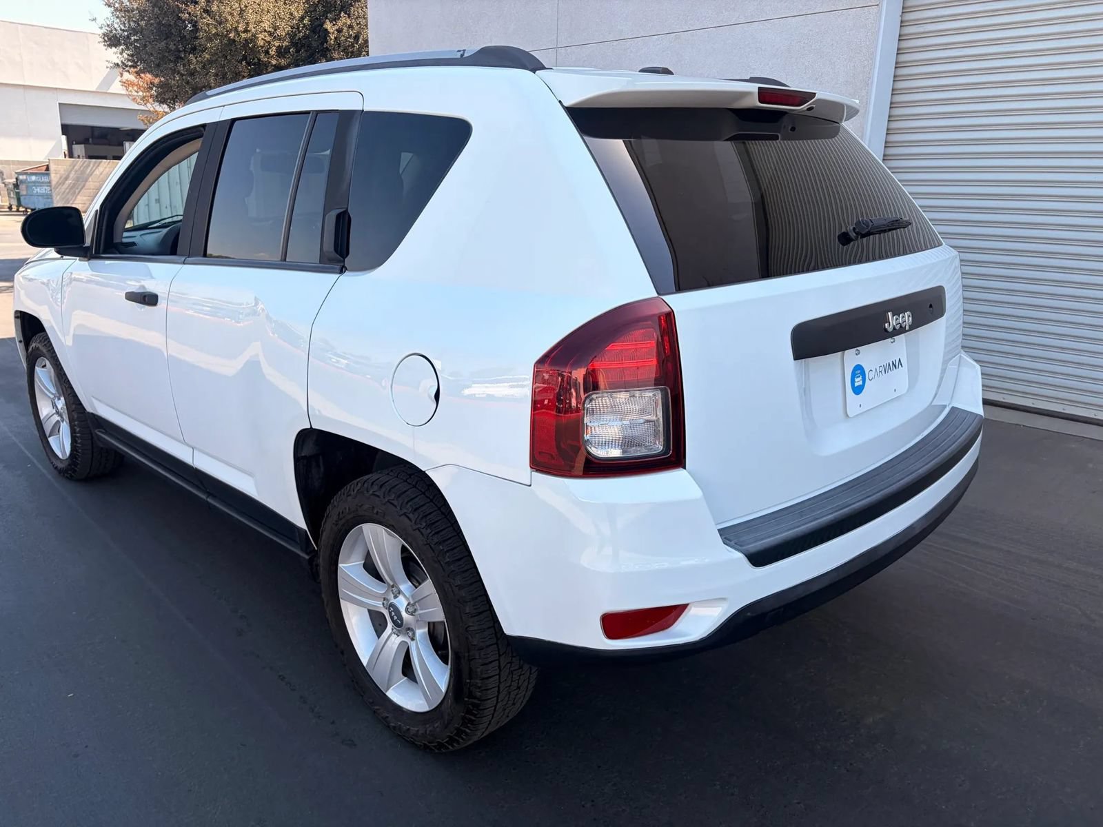 Used 2016 Jeep Compass Sport FWD image 3