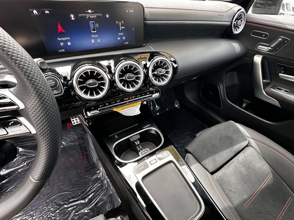 New 2025 Mercedes-Benz CLA 35 AMG 4MATIC image 30