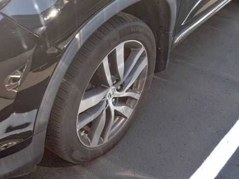 Used 2017 Honda Pilot Elite image 12