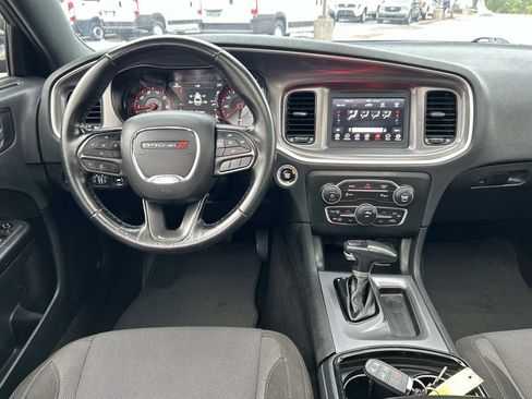 Used 2021 Dodge Charger SXT w/ Blacktop Package image 15