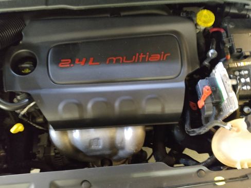 Used 2018 Jeep Compass Latitude w/ Popular Equipment Group image 30