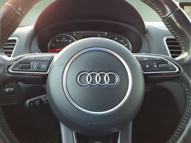 Used 2017 Audi Q3 2.0T Premium Plus w/ Premium Plus Package AWD/4WD image 25