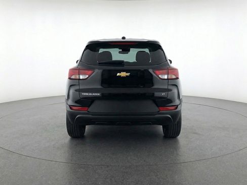 Used 2025 Chevrolet TrailBlazer LT FWD image 7