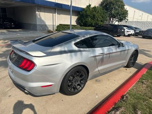 Used 2018 Ford Mustang Premium w/ Ecoboost Performance Package RWD image 3