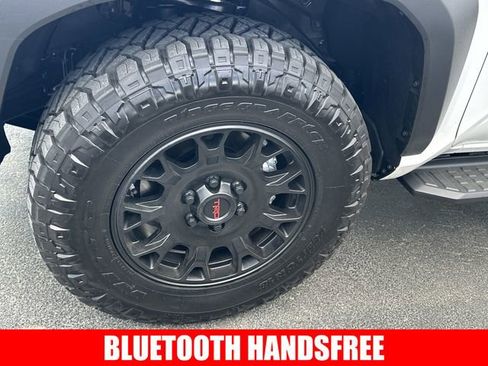 Used 2025 Toyota 4Runner TRD Off-Road Premium image 4