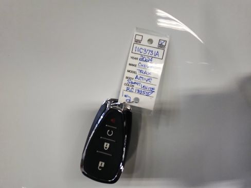Used 2024 Chevrolet Trax ACTIV w/ Driver Confidence Package FWD image 34