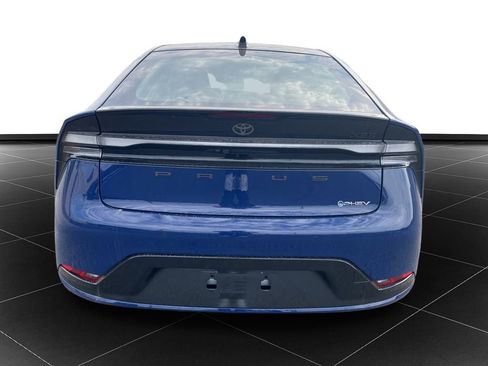 New 2026 Toyota Prius Plug-In Hybrid image 4