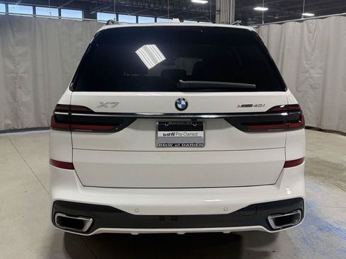 Used 2024 BMW X7 xDrive40i w/ M Sport Package AWD/4WD image 17