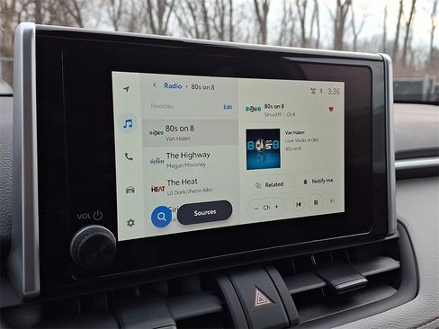 Used 2024 Toyota RAV4 XLE image 17