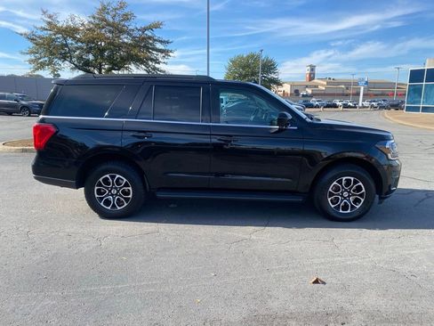 Certified 2022 Ford Expedition XLT image 8