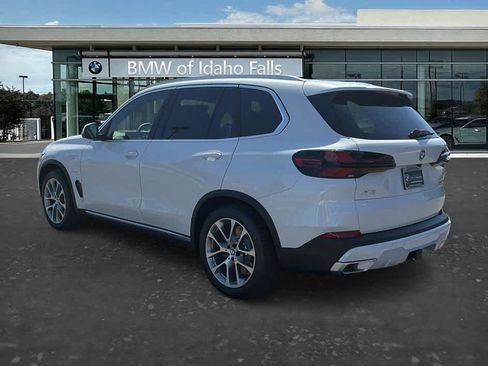 New 2026 BMW X5 xDrive50e AWD/4WD image 9