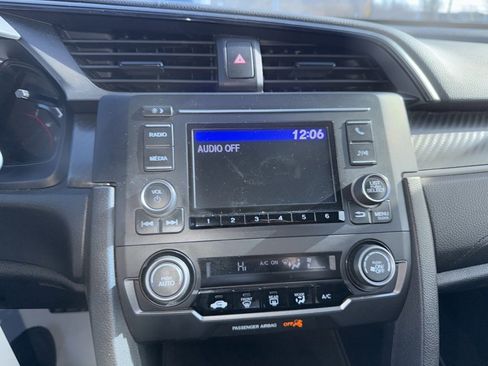 Used 2019 Honda Civic Sport image 12