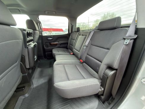 Used 2017 GMC Sierra 2500 SLE image 18