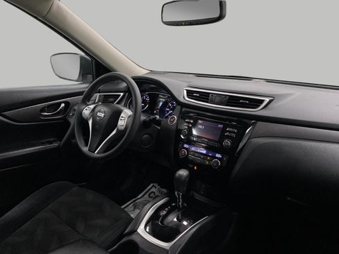 Used 2015 Nissan Rogue SV w/ SV Moonroof Package AWD/4WD image 19