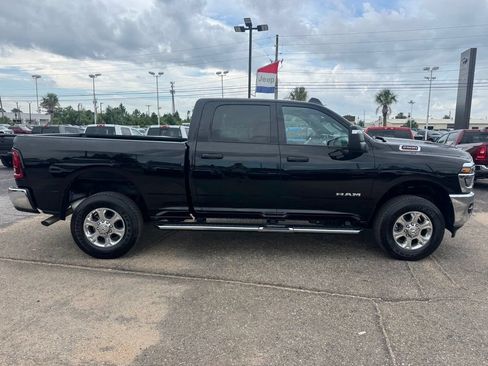 Used 2026 RAM 2500 Big Horn AWD/4WD image 3