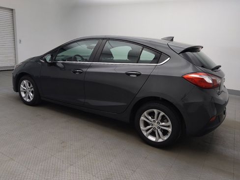 Used 2019 Chevrolet Cruze LT w/ Convenience Package FWD image 3