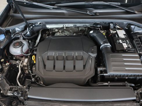 New 2025 Audi Q3 2.0T Premium image 4