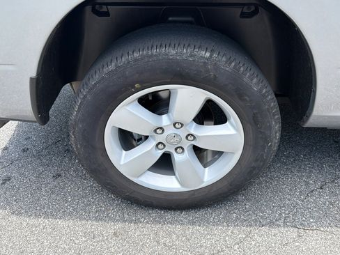 Used 2020 RAM 1500 Tradesman w/ Tradesman SXT Package RWD image 18