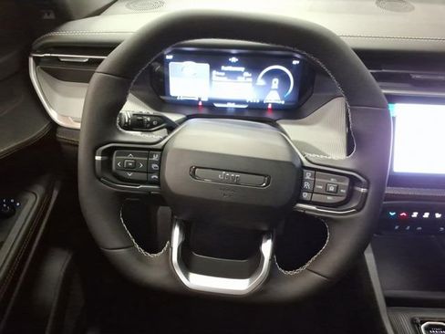 New 2026 Jeep Cherokee Limited AWD/4WD image 15