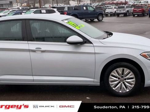 Used 2019 Volkswagen Jetta S w/ Driver Assistance Package image 11