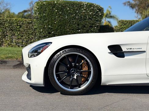 Used 2020 Mercedes-Benz AMG GT R image 3